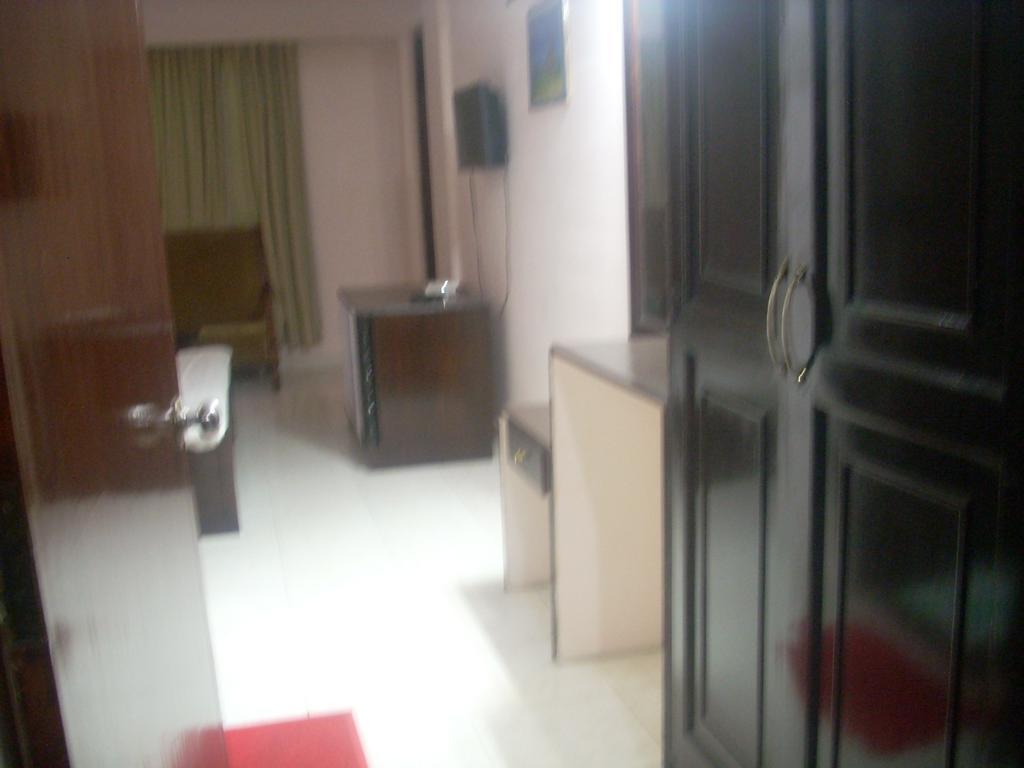 Hotel Ganga Ratan آغْرا الغرفة الصورة