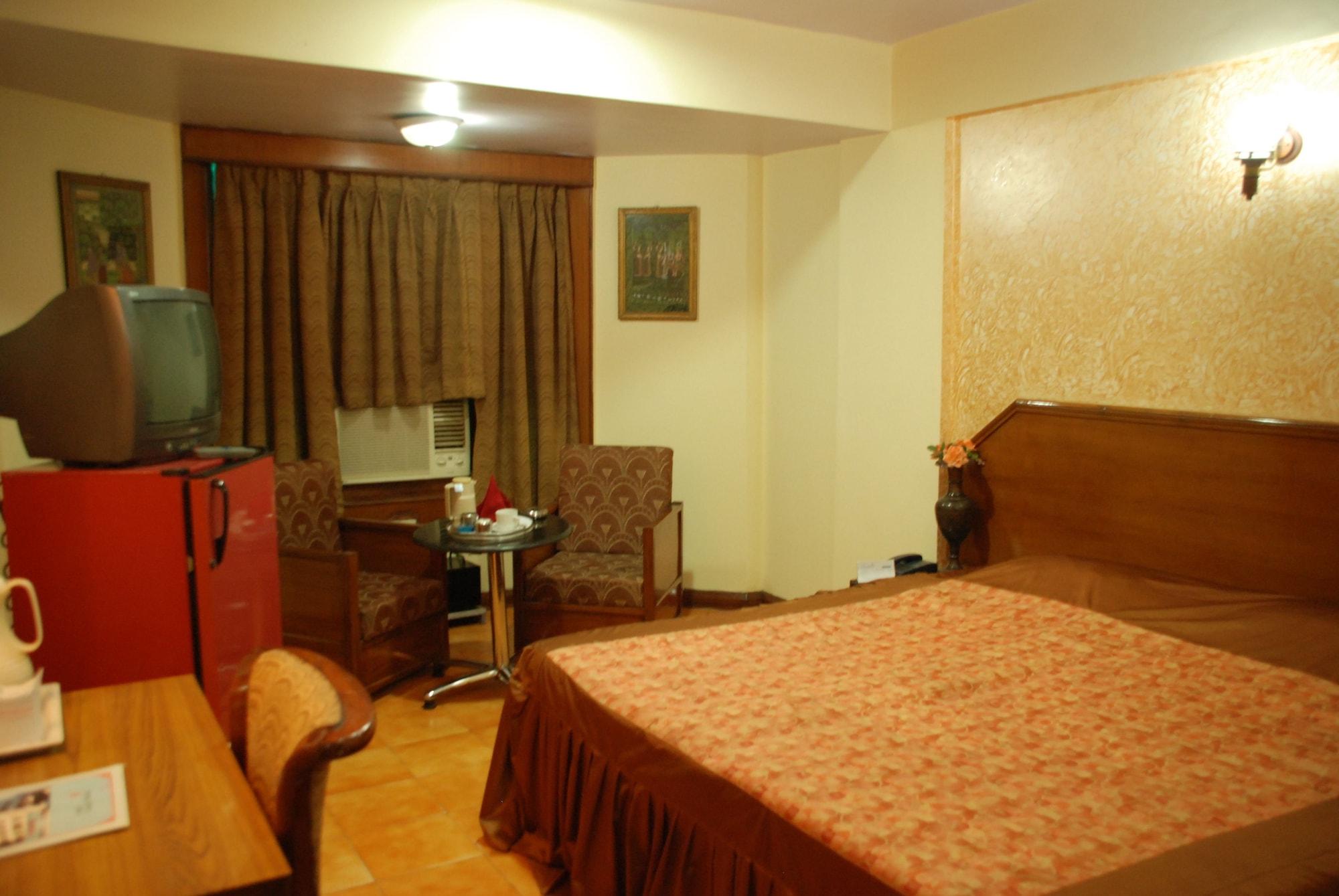 Hotel Ganga Ratan آغْرا المظهر الخارجي الصورة