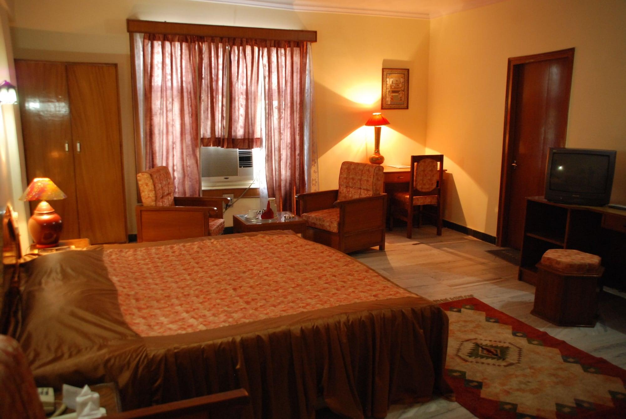 Hotel Ganga Ratan آغْرا المظهر الخارجي الصورة