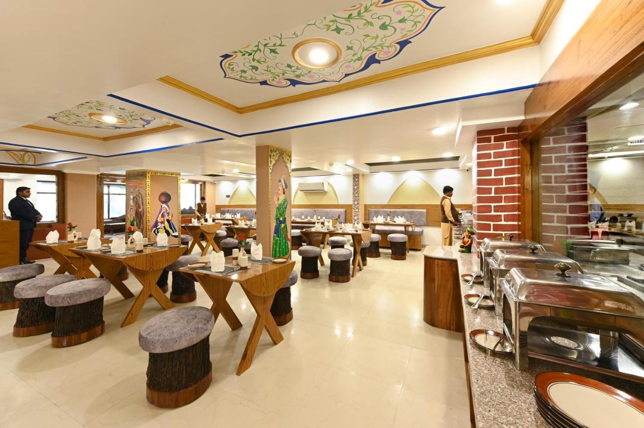 Hotel Ganga Ratan آغْرا المظهر الخارجي الصورة