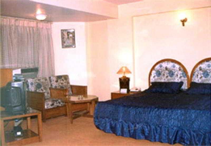 Hotel Ganga Ratan آغْرا المظهر الخارجي الصورة